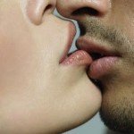 significado de los besos en los labios